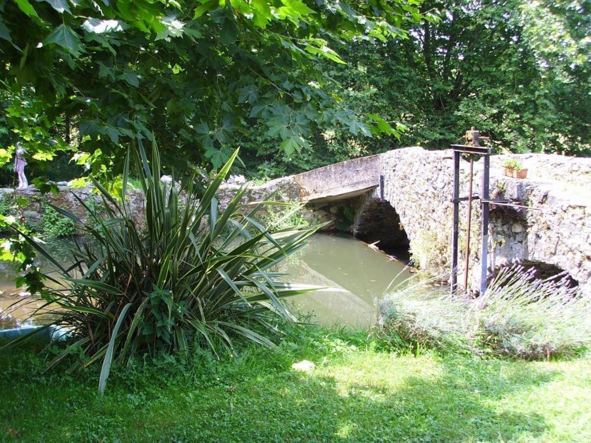 Chambre D'Hotes Moulin Urketa Ayherre Exterior photo