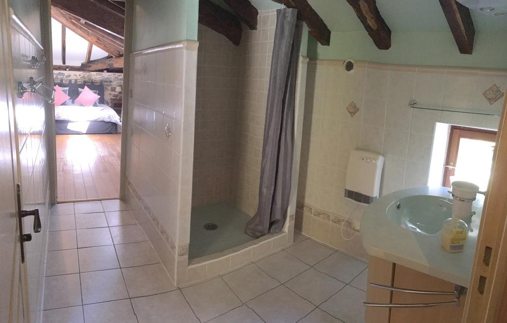 Chambre D'Hotes Moulin Urketa Ayherre Room photo