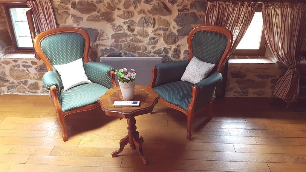Chambre D'Hotes Moulin Urketa Ayherre Room photo